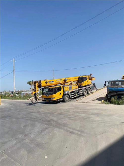 鹿邑县吊车作业时，可能会产生哪些额外收费项目？